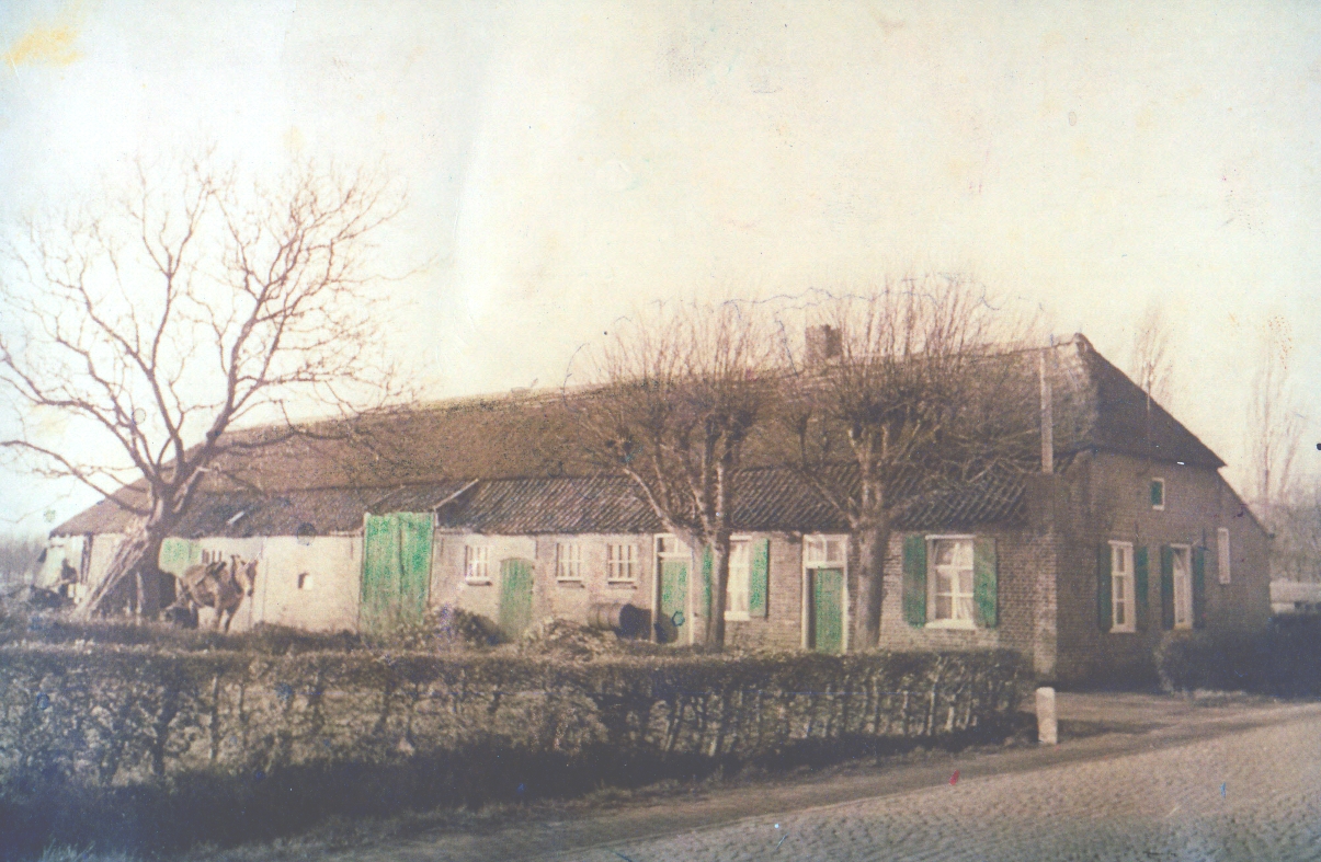 08a